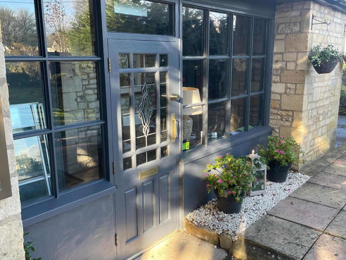 Burford Lodge Hotel - Adults Only Exterior foto